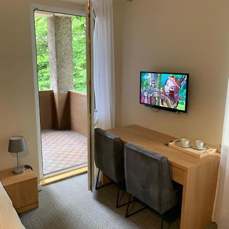 Vesna Rooms Mtp Posen Exterior foto