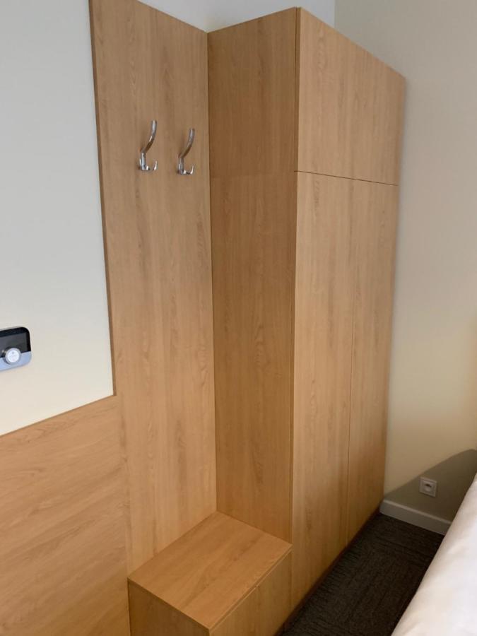 Vesna Rooms Mtp Posen Exterior foto